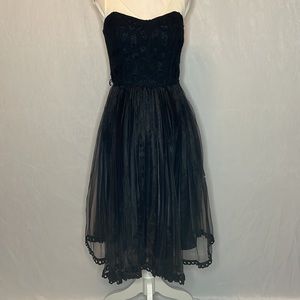 Betsey Johnson Black Strapless Toole Dress